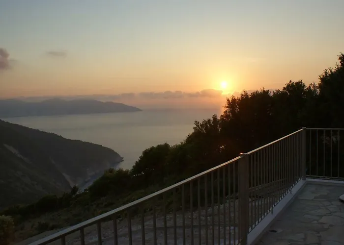 Myrtos View דירה